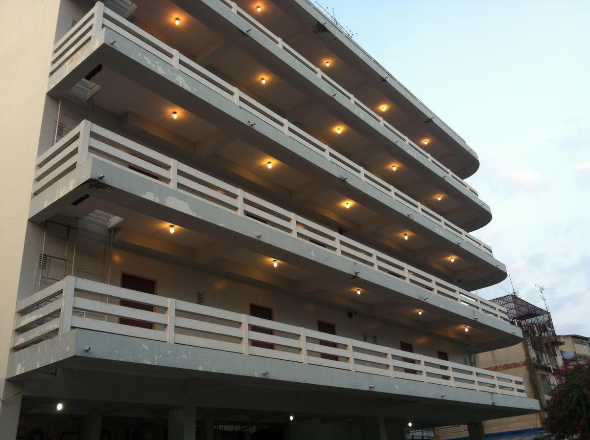 Sakol Hotel Nakhonratchasima Eksteriør bilde